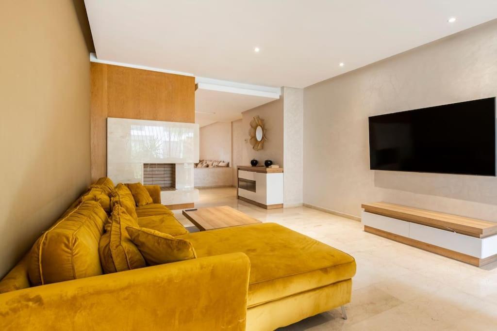 Luxury Prestigia Close To Champs De Course Parc Fès Exteriör bild